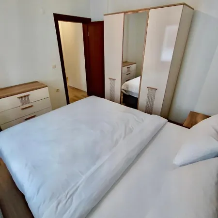 Erom Otel